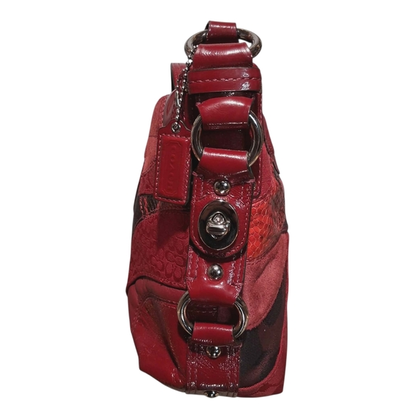 Coach Carly Patchwork Hobo shoulder bag. - Picture 4 of 12